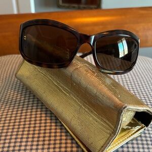 Tory Burch Tortoise Sunglasses with Gold Case